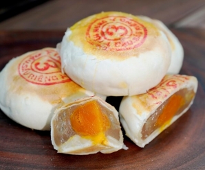 A List Of Ho Chi Minh Specialties To Buy As Souvenir